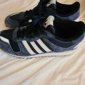 Vintage Adidas 6.5 men's